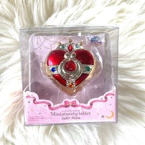Sailor Moon - Miniaturely Tablet Cosmic Heart Compact